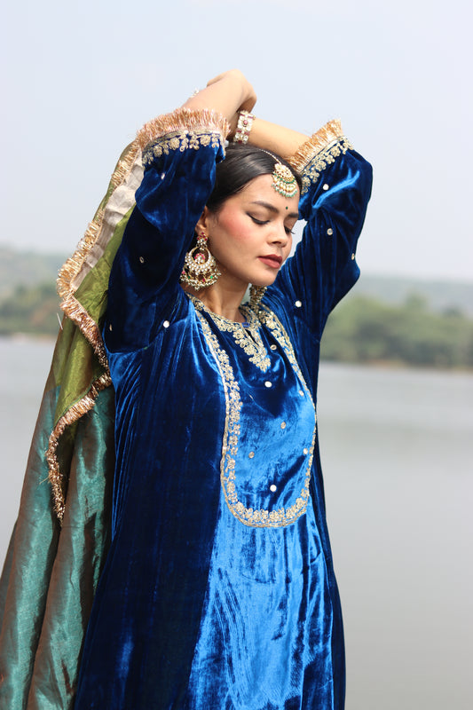 Regal Silk Velvet Suit with Etheral Tissue Dupatta