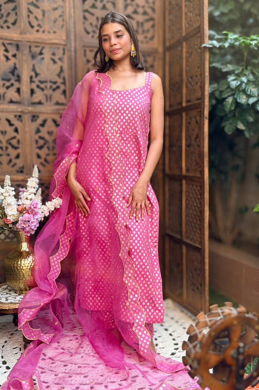 Chanderi Banarasi Kurta Set with Silk Organza Dupatta