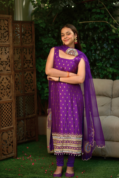 Banarasi Silk Kurta & Pyjami Set with Silk Organza Dupatta