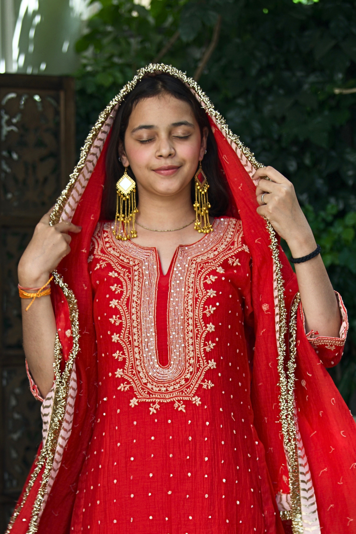 Sitara Threadwork Mulmul Suit Set