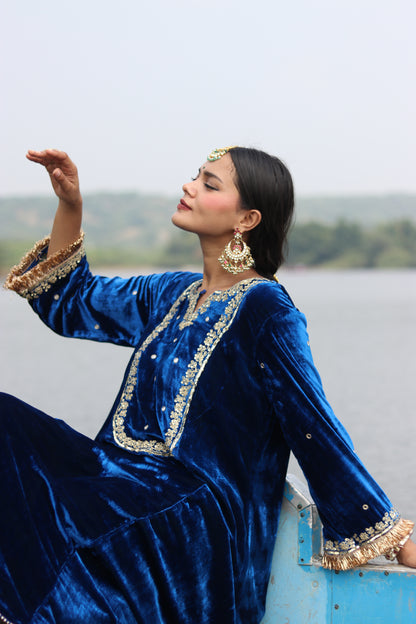 Regal Silk Velvet Suit with Etheral Tissue Dupatta