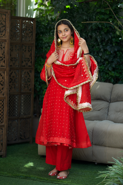 Sitara Threadwork Mulmul Suit Set