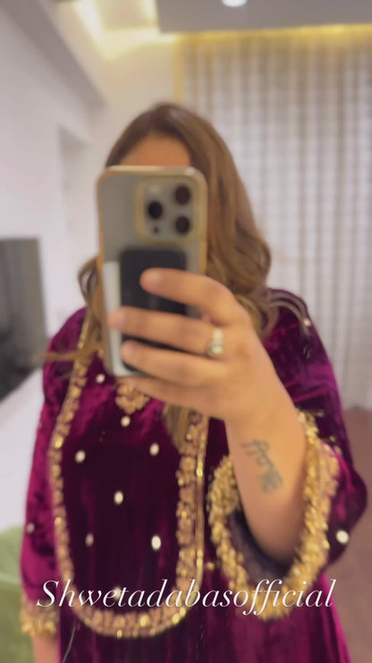 Regal silk velvet suit with Etheral Tissue Dupatta